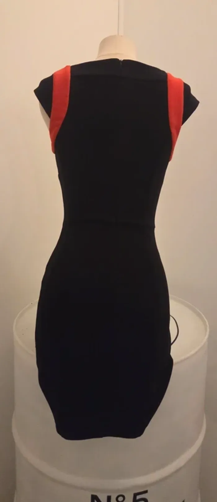 Robe noire et rouge graphique – Morgan – T. XS (34) - photo numéro 4