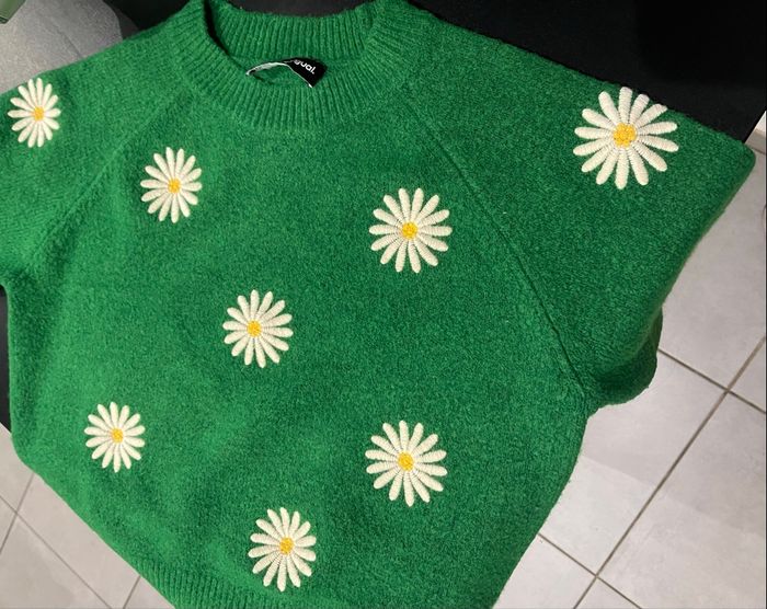 Joli pull doux chaud hiver fille fleur desigual - photo numéro 3