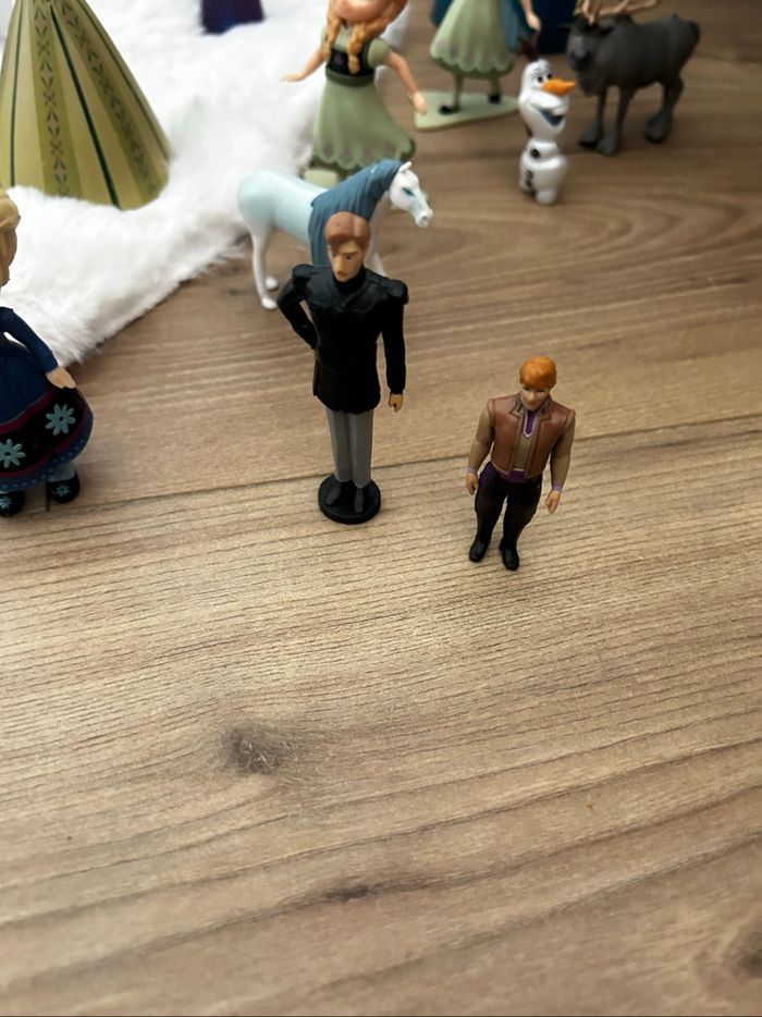Gros lot figurine reine des neiges - photo numéro 6