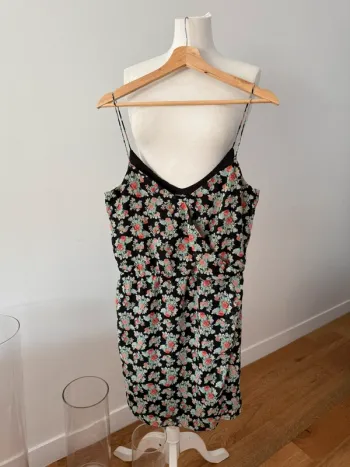 Jolie robe effet portefeuille M/38 Jennyfer