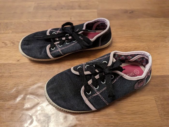 Basket en toile fille pointure 31 - photo numéro 2