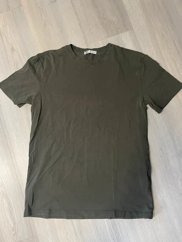 T-shirt Zara kaki