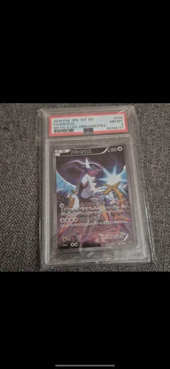 Carte gradé arceus PSA 8
