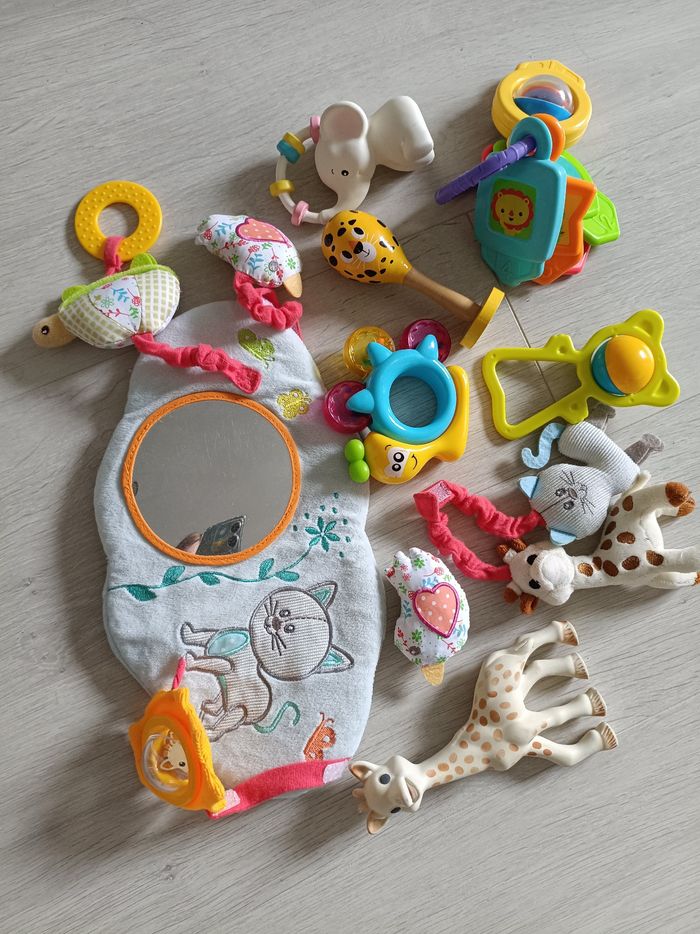 Lot hochets - photo numéro 2