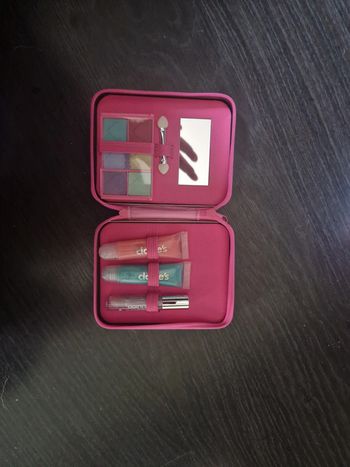 Pochette maquillage claire's