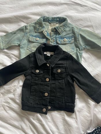 Lot 2 vestes en jeans