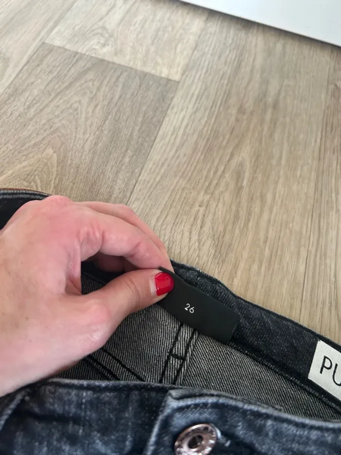 Emporio Armani jeans gris push up  taille Fr 36  / us 26 - photo numéro 4