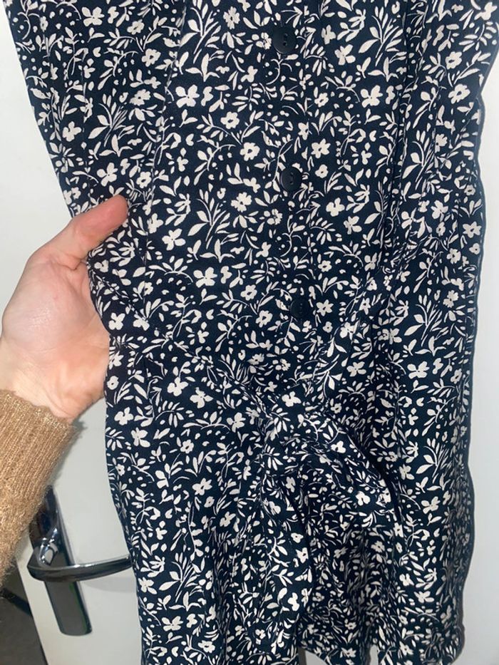 Robe neuve kiabi fleurs - photo numéro 3