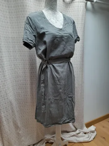 Robe gris/vert