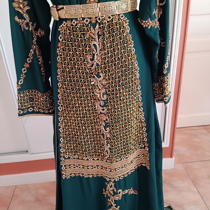 Caftan takchita robe de soirée vert bouteille et doré - photo numéro 9