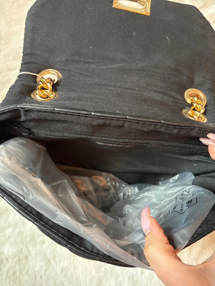 Sac à bandoulière noir et doré Primark - photo numéro 6
