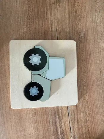 Puzzle en bois tracteur