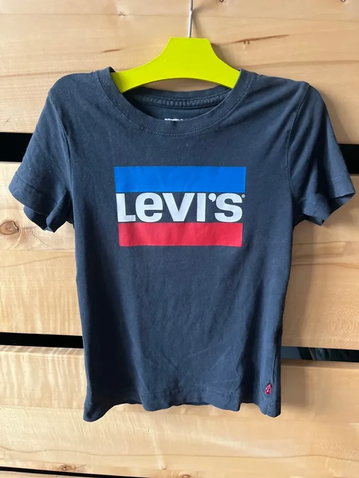T-shirt Lévis