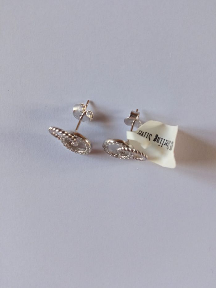 Boucles d'oreilles "anneaux entrelacés" - photo numéro 3