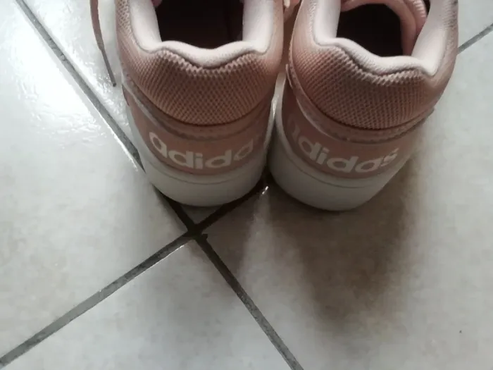 Idée Cadeau / Baskets Adidas Femme Taille 36 Neuves Avec Étiquette Et Boite D Origine!! - photo numéro 5