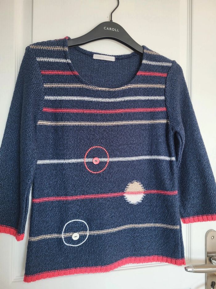 Pull col rond Armand Thiery taille 36 impeccable - photo numéro 2