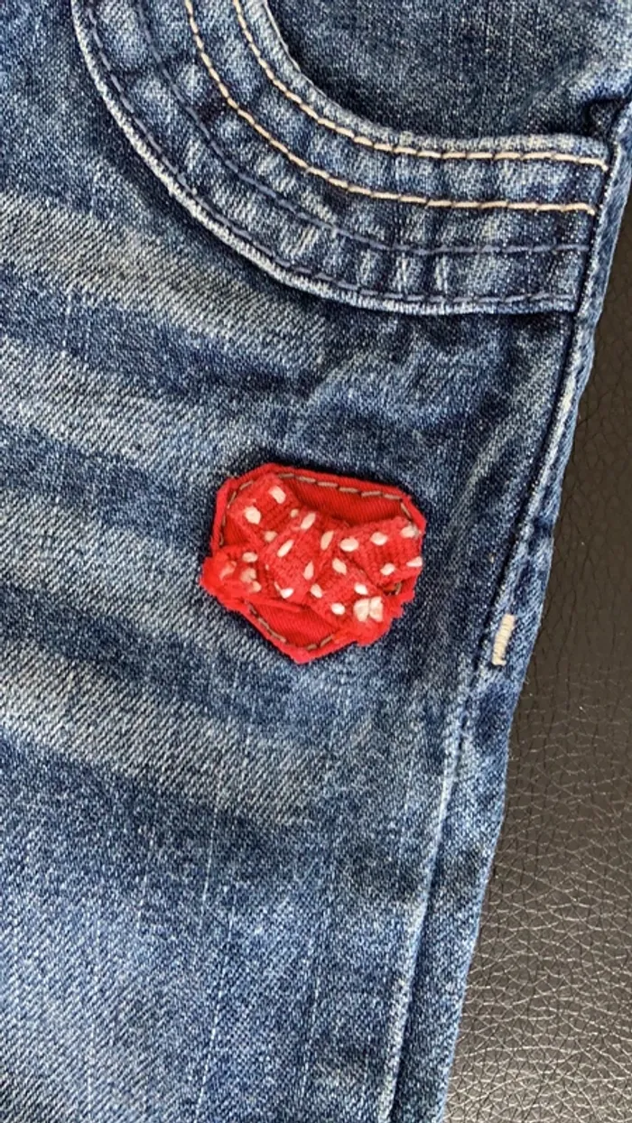 Jean bleu - photo numéro 2