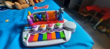 Piano des animaux colorés