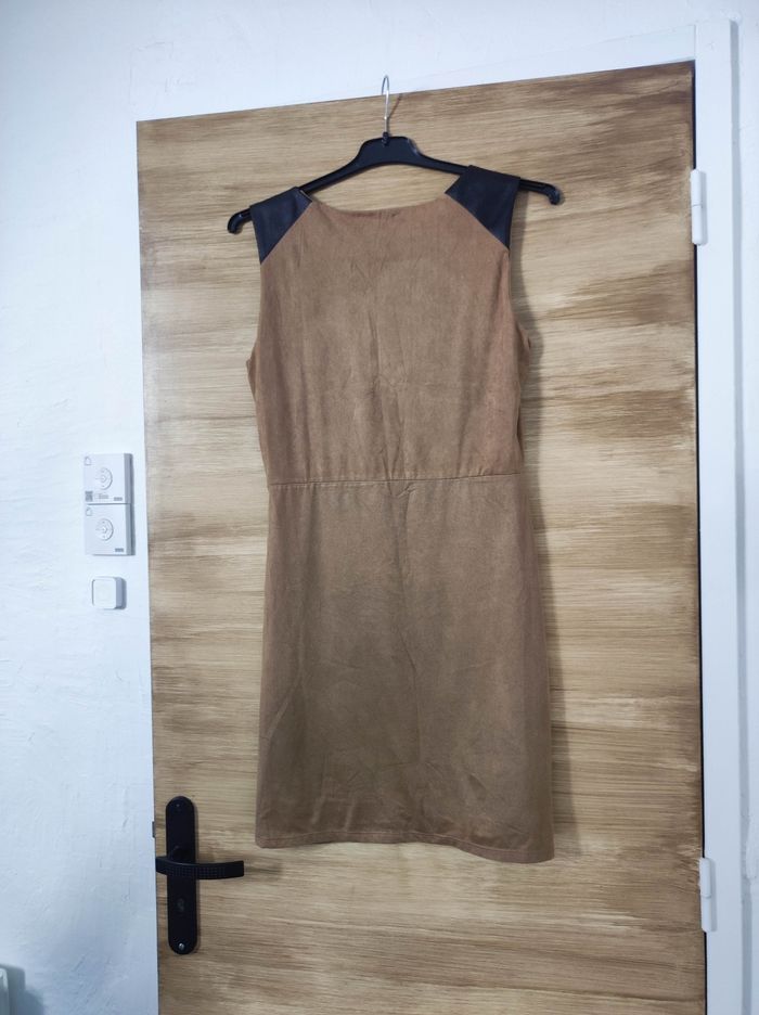 Robe courte taille M camel effet daim - photo numéro 2
