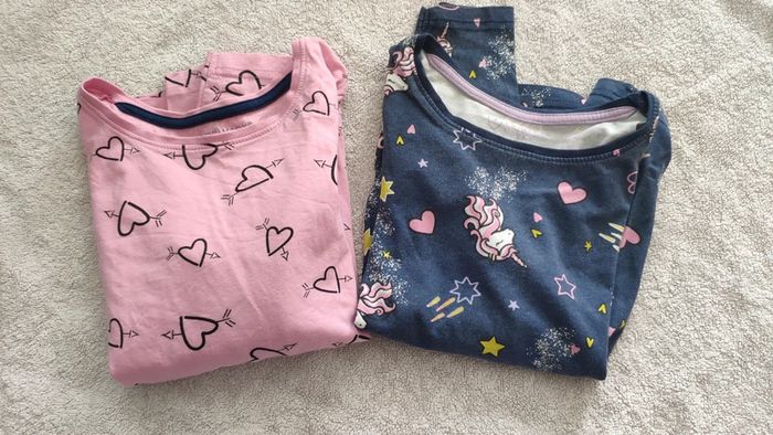 Lot de 2 t-shirts manches longues 8 ans