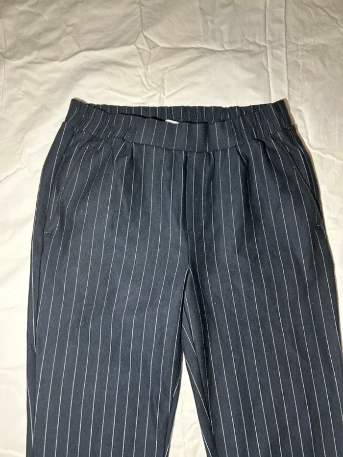 Pantalon bershka - photo numéro 3