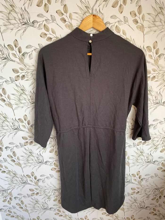 Robe noir - photo numéro 3