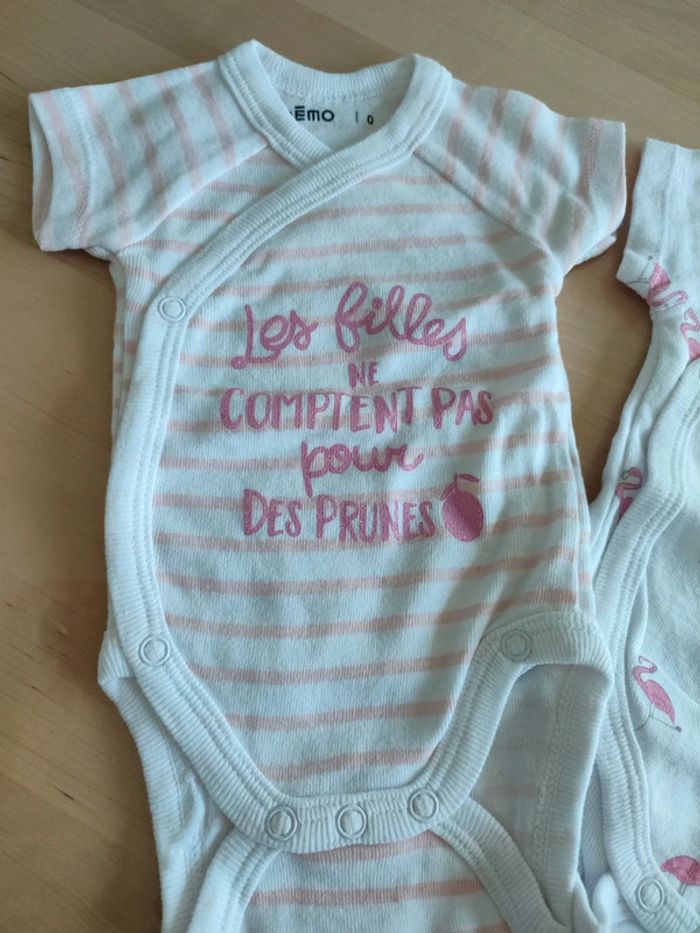 Lot de 3 bodies MC Gémo neuf - photo numéro 2