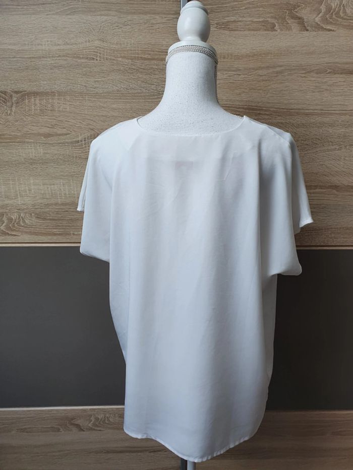 Blouse manches courtes . - photo numéro 2
