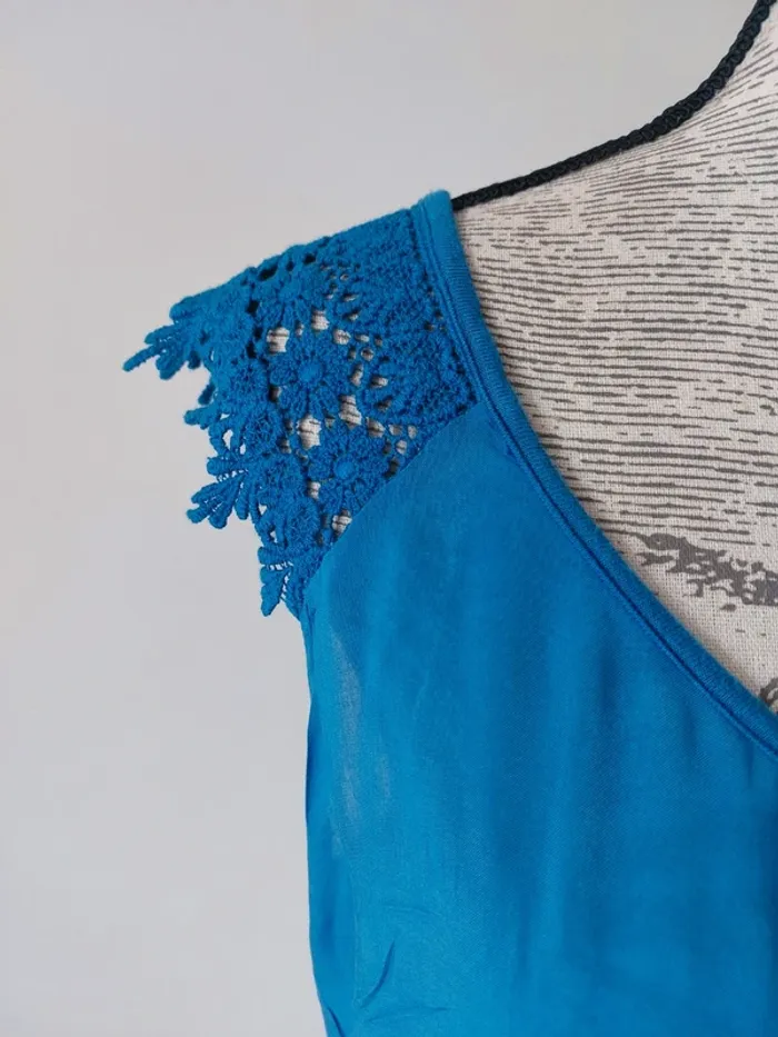 Haut fantaisie bleu - photo numéro 3
