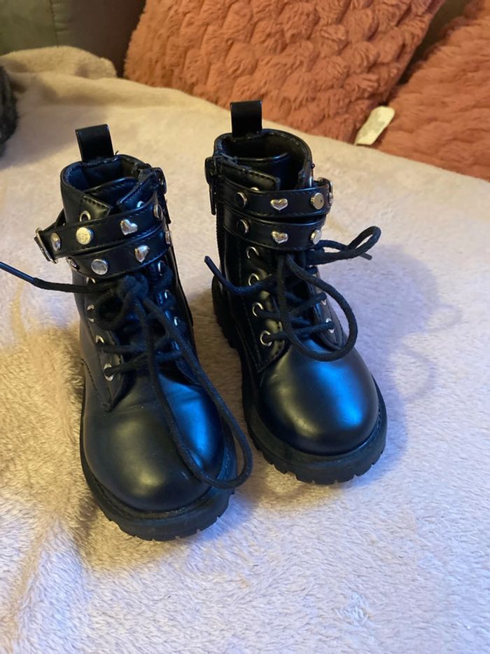 Botte noir primark pointure 22 - photo numéro 2