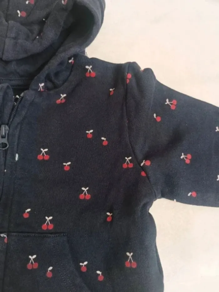 Sweat zippé à capuche bleu marine Kiabi fille 12 mois - photo numéro 2