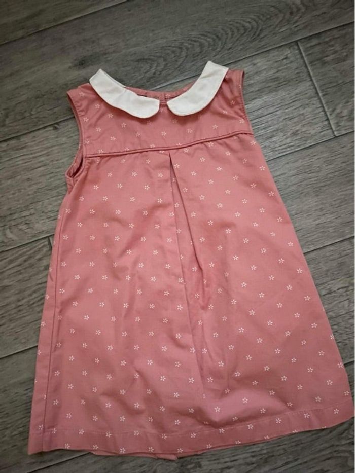 Robe rose col claudine fleurs blanches Kiabi 18 mois