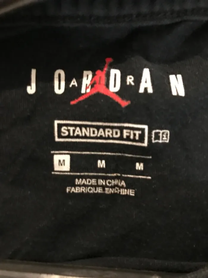 T-shirt 👕 Nike air Jordan noir blanc imprimer taille M - photo numéro 3