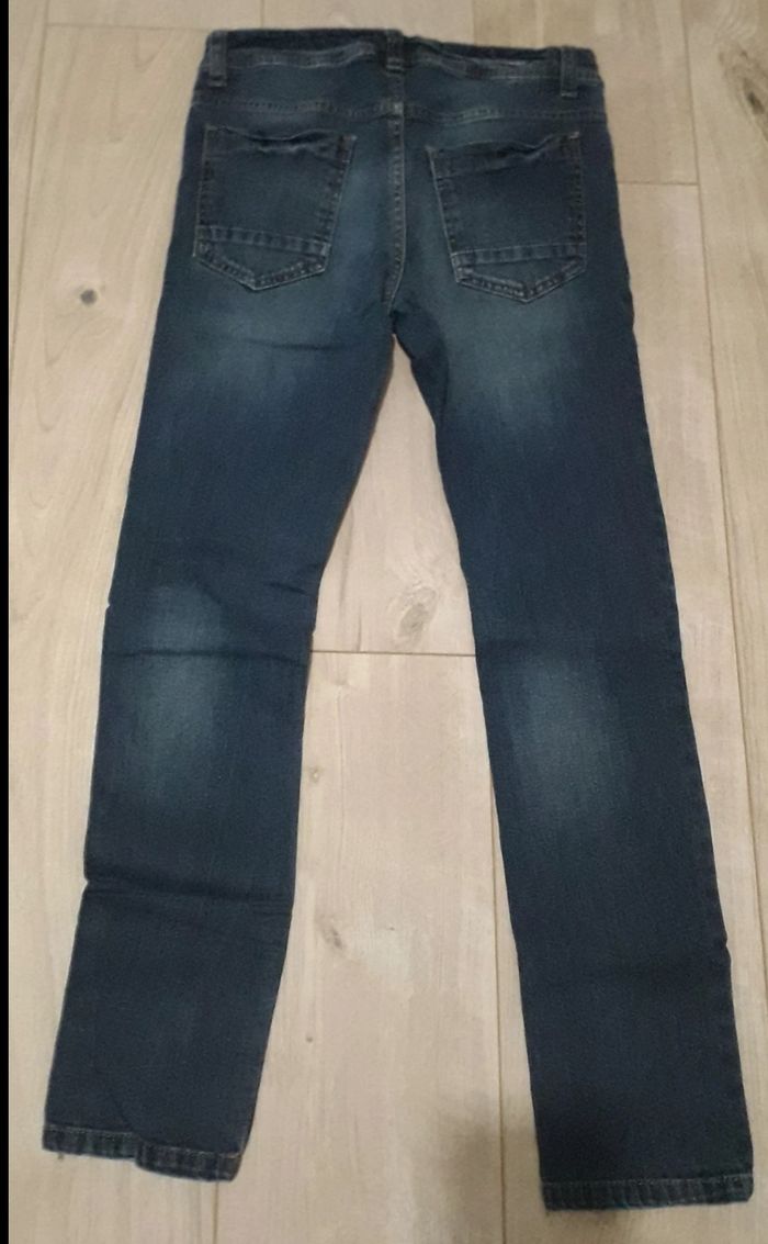 Jeans Kiabi neuf - photo numéro 3