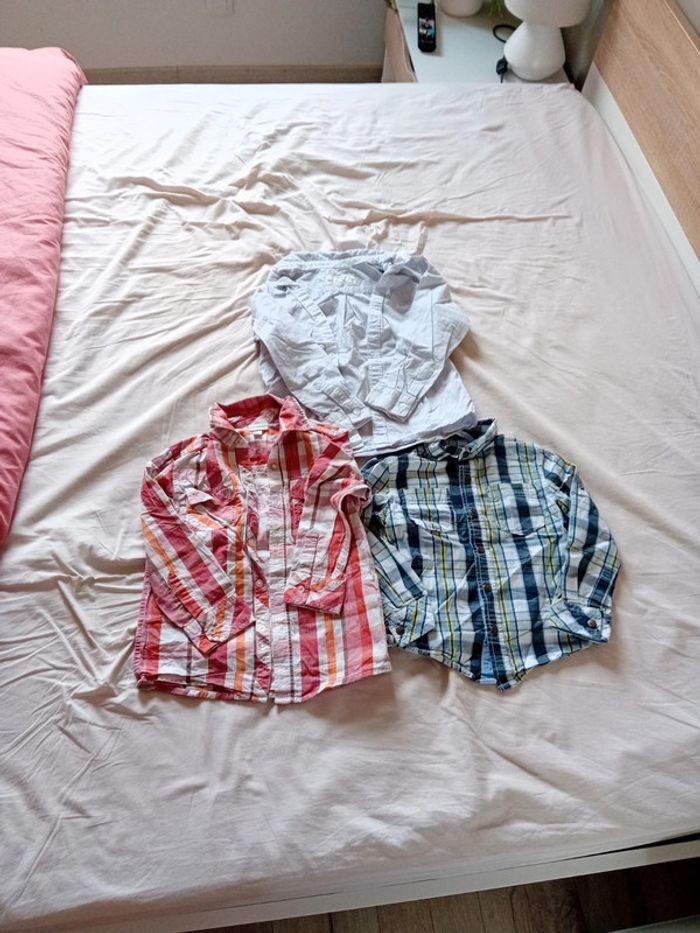 Lot 3 chemises manches longues très bon état