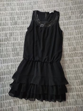 Robe noir volants Col rond paillettes cache cache taille 38