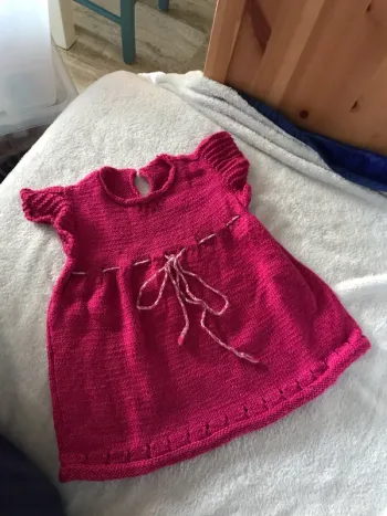 Robe en laine fait main 12 mois