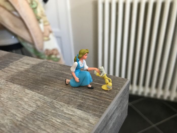 Figurine mini belle et la bête et lumière