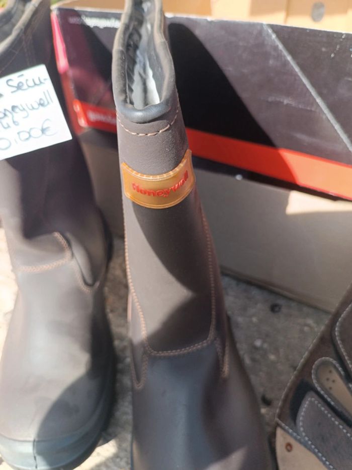 Bottes sécurité fourrées Honeywell 46 - photo numéro 2