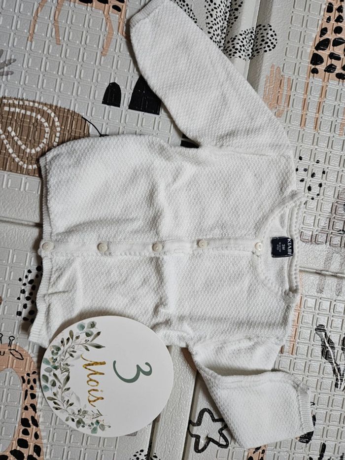 Gilet blanc 3 mois kiabi