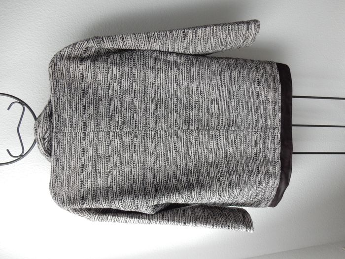 Parka/Veste gris/noir - photo numéro 2