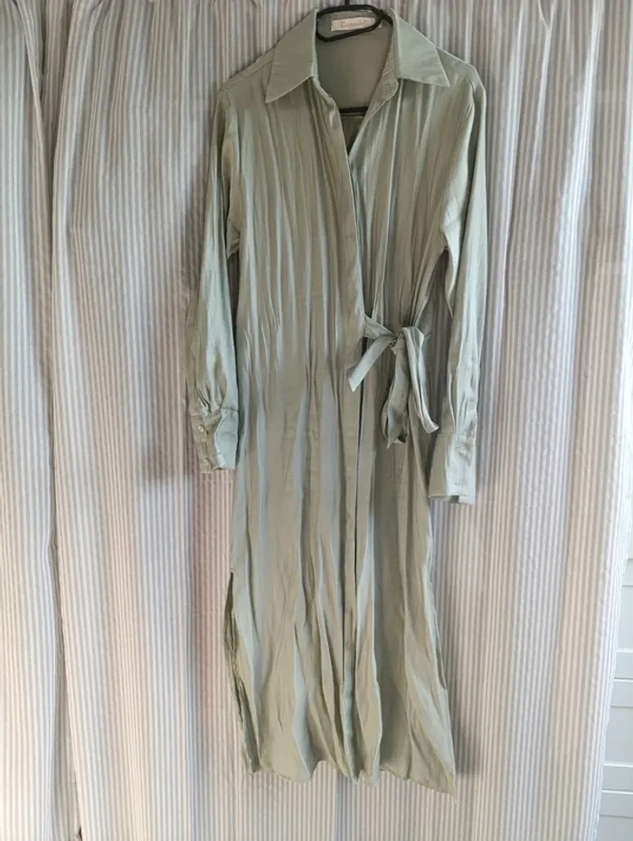 Longue robe vert pastel