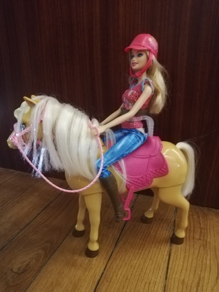 Barbie, son Cheval Tawny et accessoires - photo numéro 3