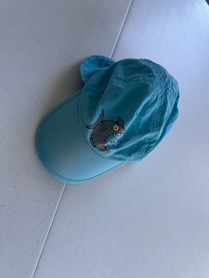 Casquette chapeau eau 💧 tribord  Taille 6/12 mois  Très bon état   Prix sur les lots                #bebefille6mois   #bebegarcon #naissance #naissancegarcon #nourrisson #maternité #sacfemme #grossesse #ensemblebebe #prixnegociable #prixlots #chauffe - photo numéro 2