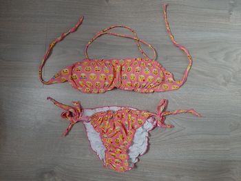 Maillot de bain 2 pièces rose imprimé émoticones T 10-12 ans