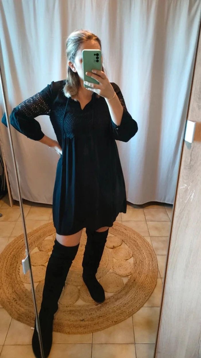 Robe Noire Cérémonie | Robe Courte Noire | Robe Noire en Dentelle :: Taille S :: NafNaf - photo numéro 3
