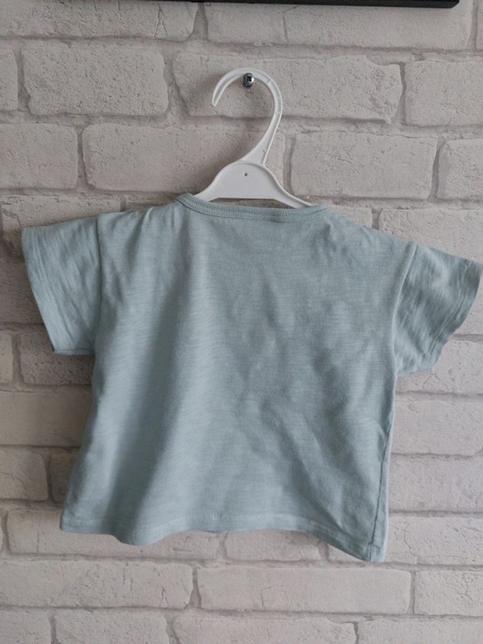 Tee-shirt Petit Bateau taille 18 mois - photo numéro 2