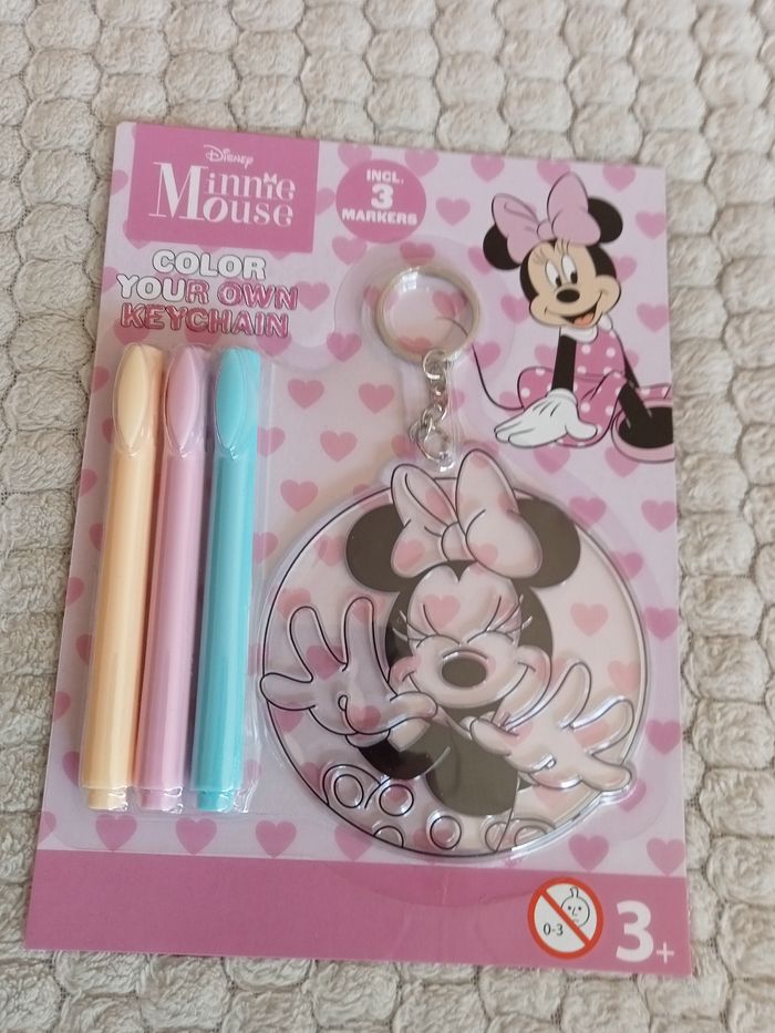 Porte clé a peindre Minnie