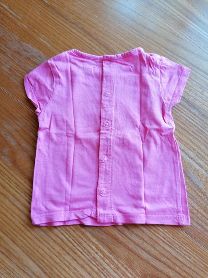 Lot 2 Tshirts H&m et kiabi 12 mois - photo numéro 4