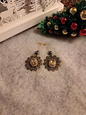 Boucles d'oreilles pendante avec strass en verre